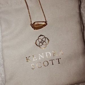 Kendra Scott pendant
